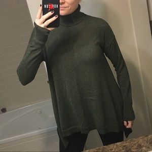 Mossimo Supply Co. Sweaters - Olive Green Turtleneck Sweater Mossimo Supply Co. Sweaters - Olive Green Turtleneck Sweater